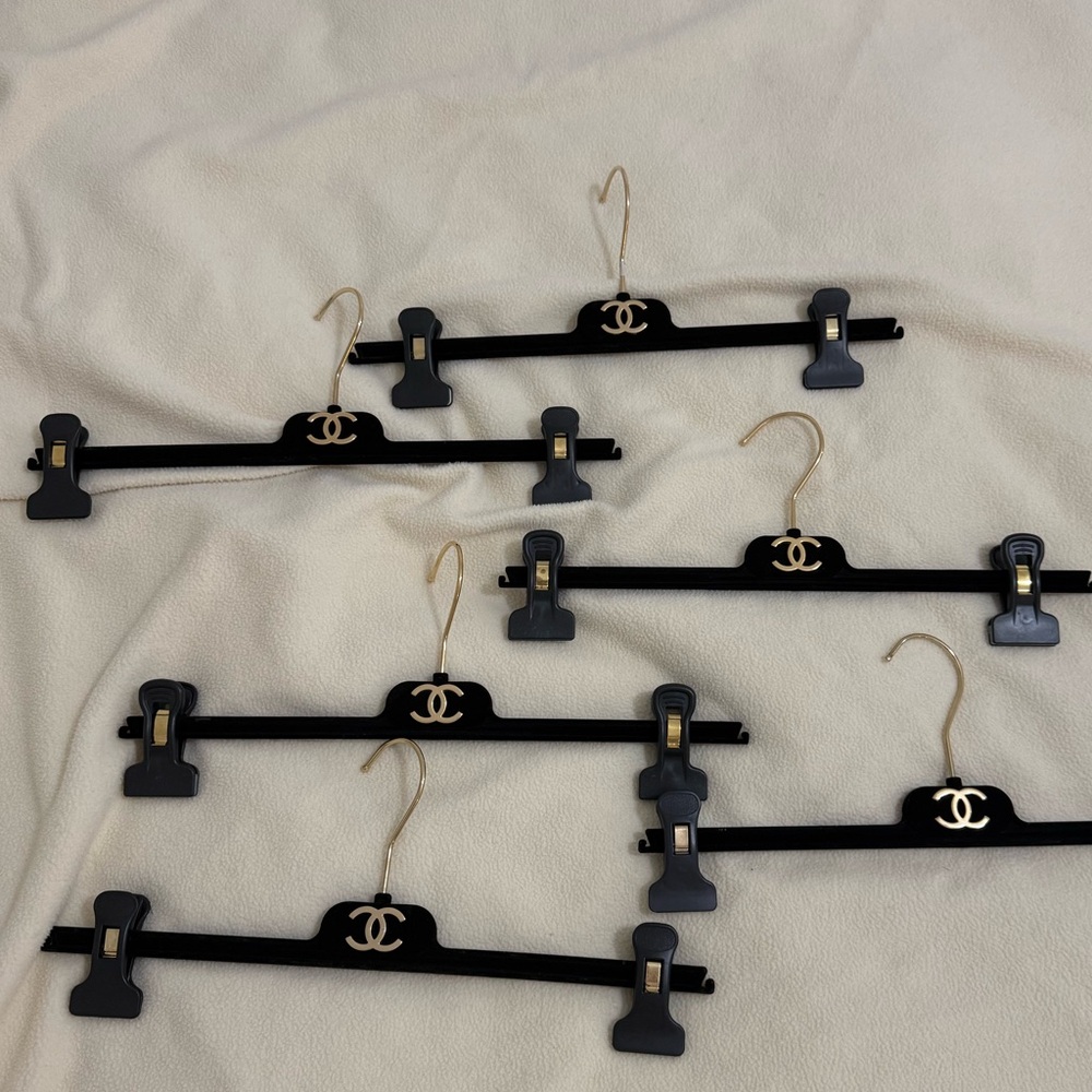 Chanel velvet authentic hangers